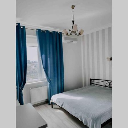 Апартаменты Целиком Oděsa Exteriér fotografie